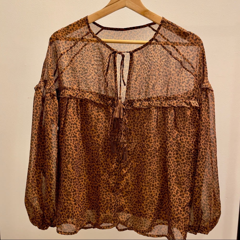 Leopard long sleeves blouse (M/L)
